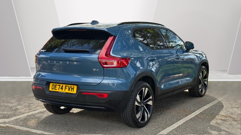 Volvo XC40 2.0 B4P Ultra Dark 5dr Auto Petrol Estate
